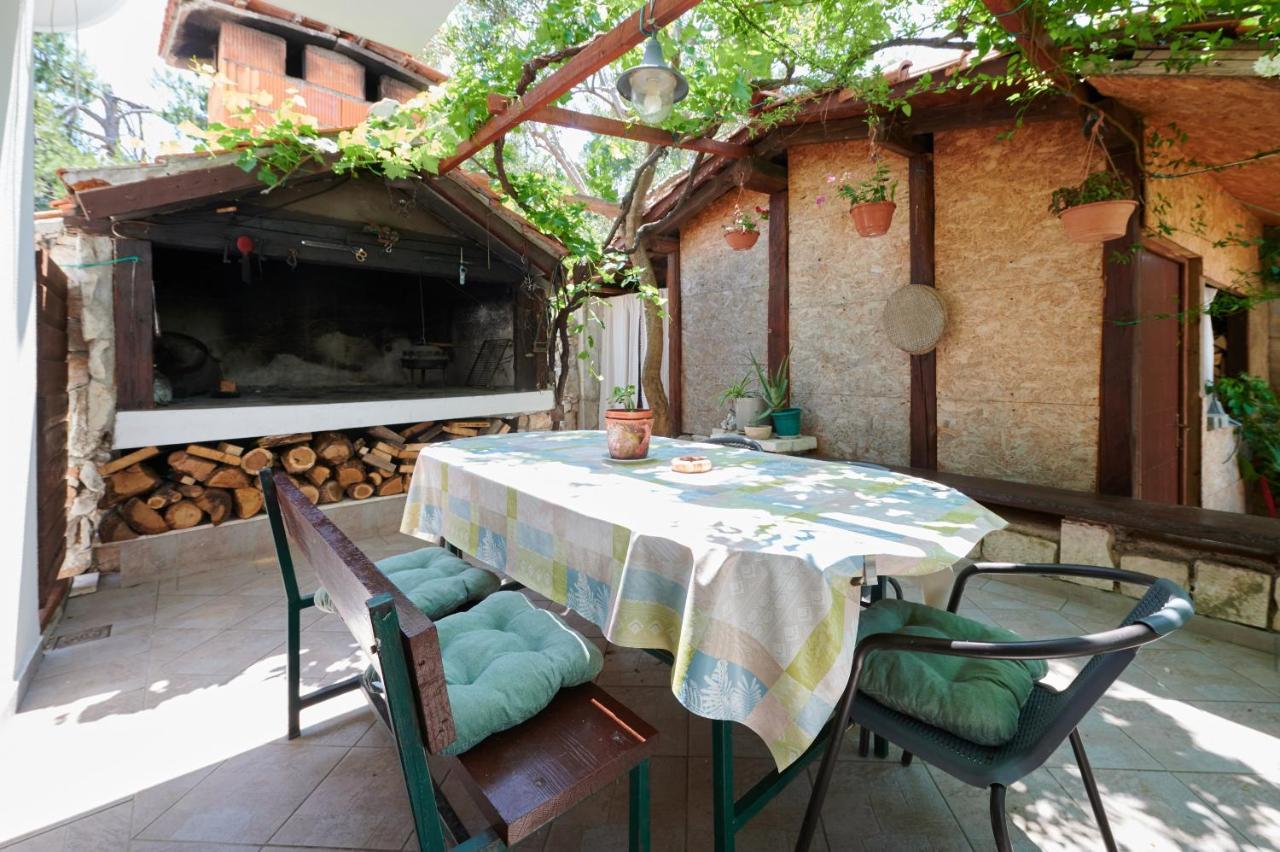 Guesthouse Aria Трогир Екстериор снимка