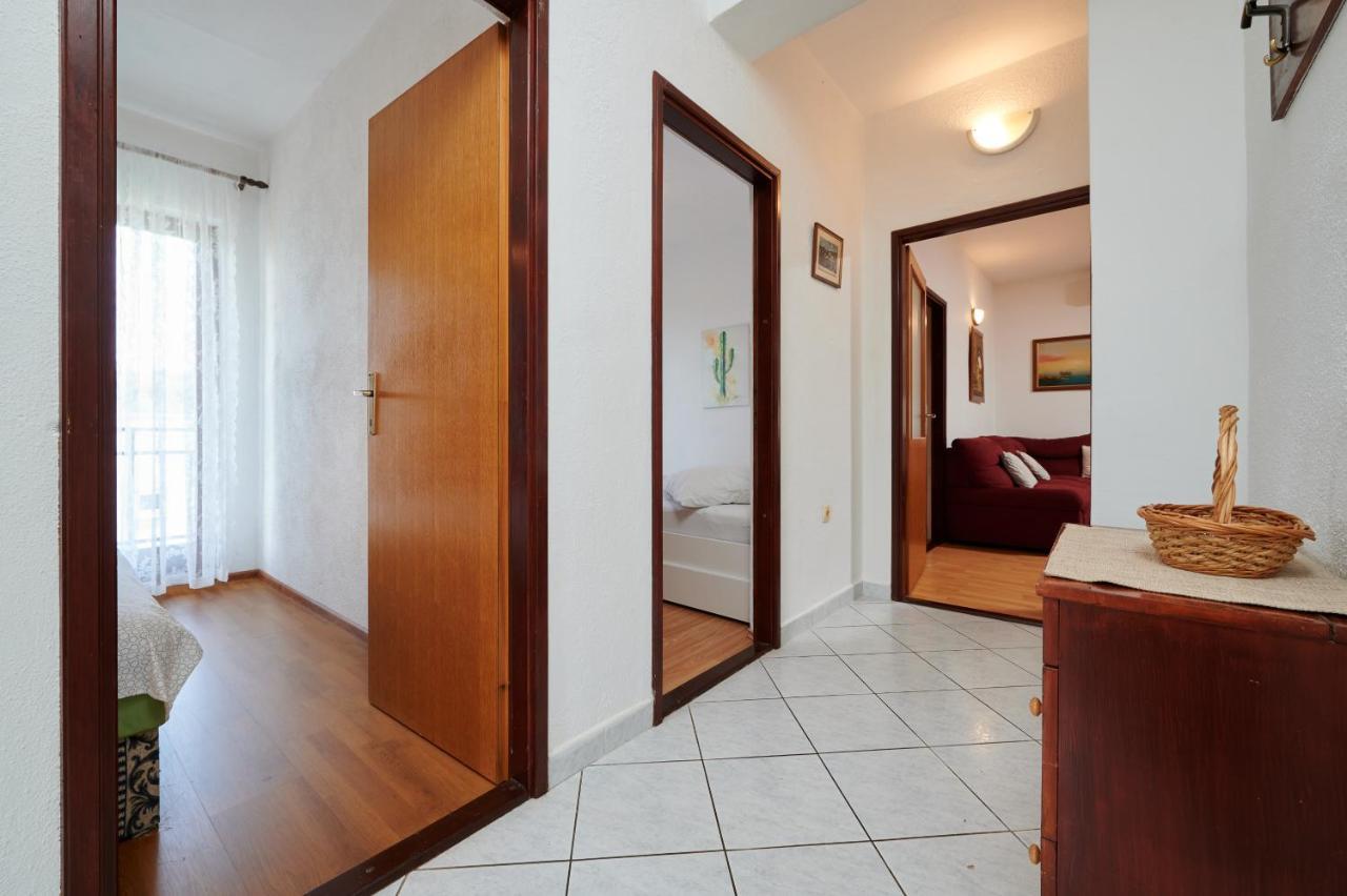 Guesthouse Aria Трогир Екстериор снимка