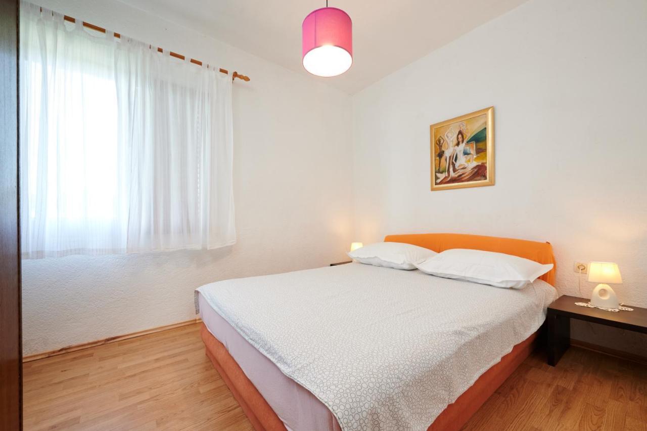Guesthouse Aria Трогир Екстериор снимка